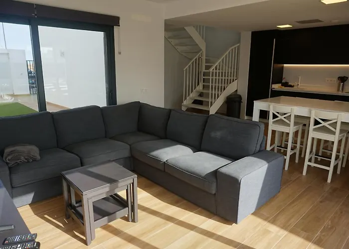 Casa Soleada * Ла-Олива